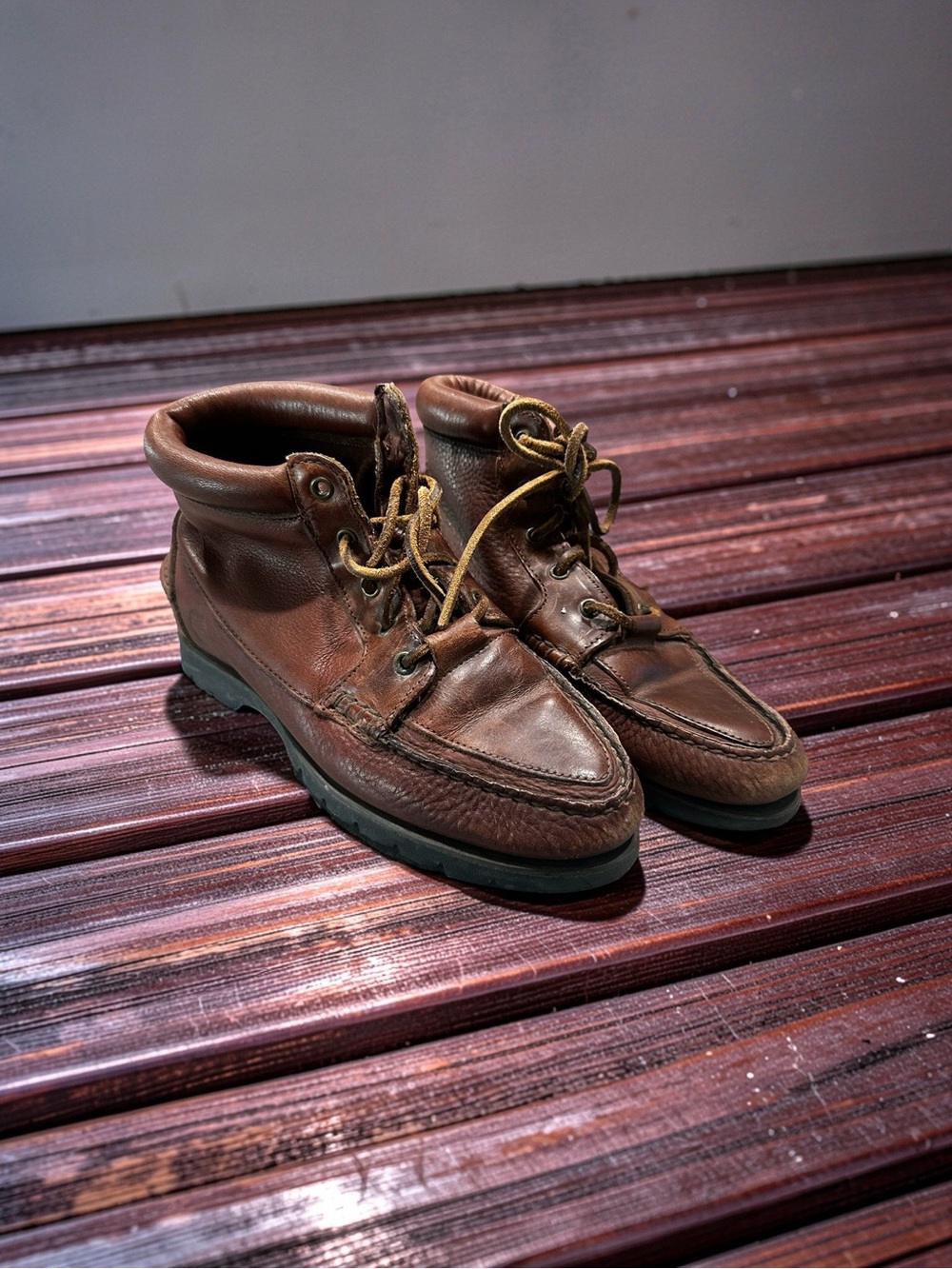 Women’s Vintage Brown Leather Moc Toe Lace-Up Timberland Boots